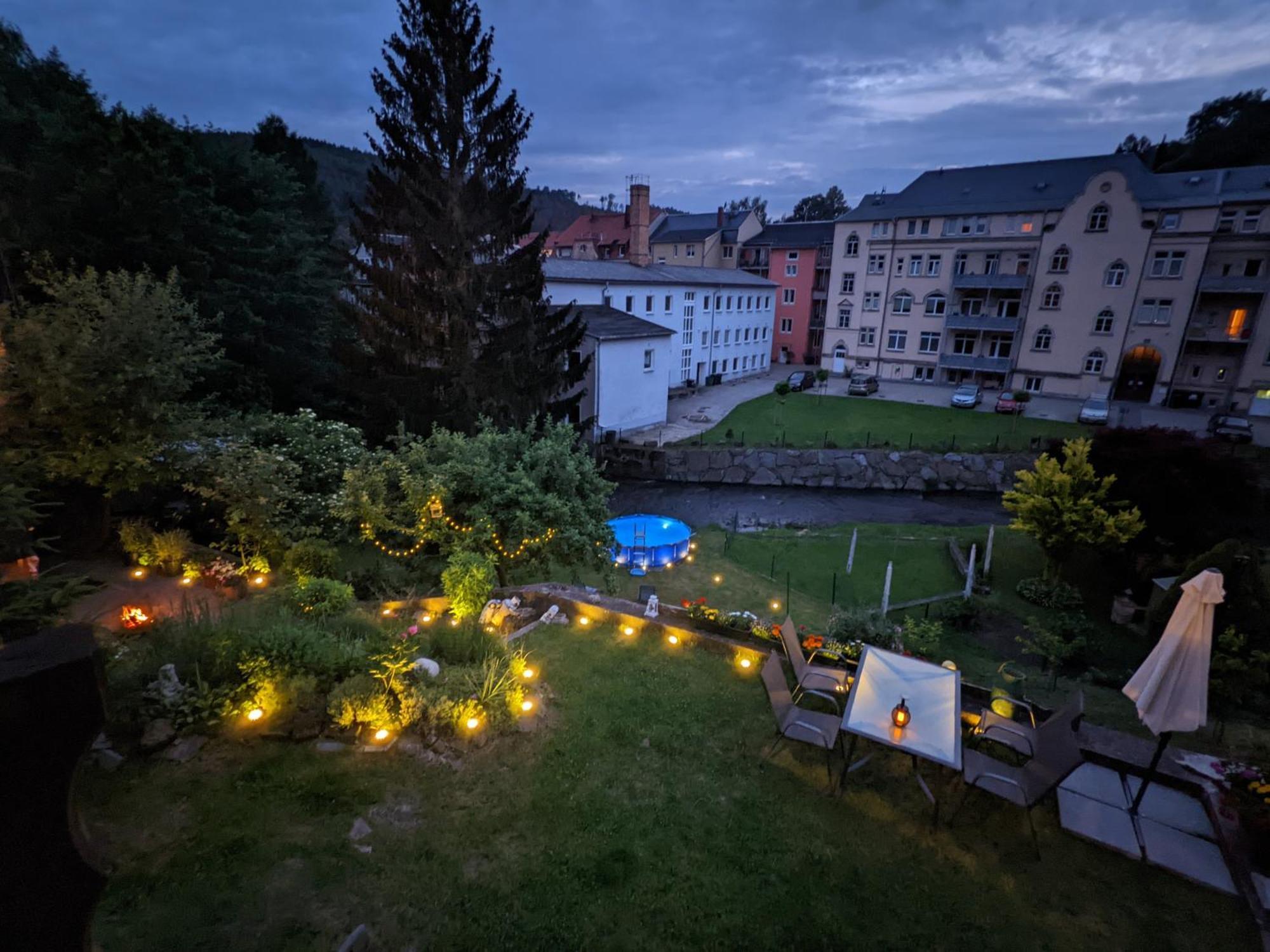 F2 - Urlaubsmagie Sauna, Whirlpool, Pool & Garten Sebnitz Exterior photo